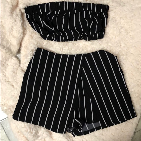 Striped two-piece short and top set - Picture 2 of 2